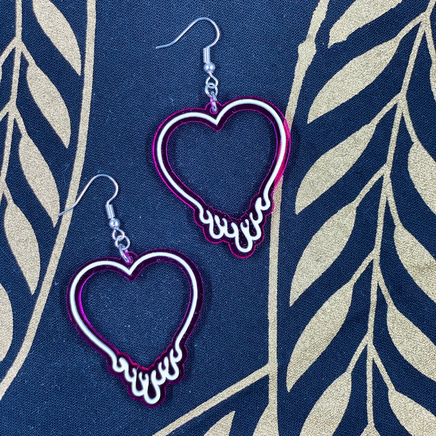 Magenta Drippy Heart Earrings